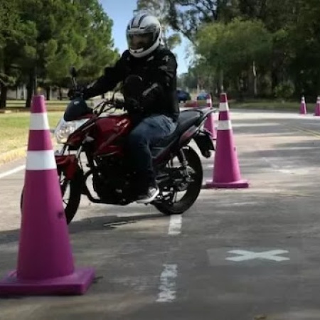 Nuevos requisitos para obtener la licencia de conducir de motos